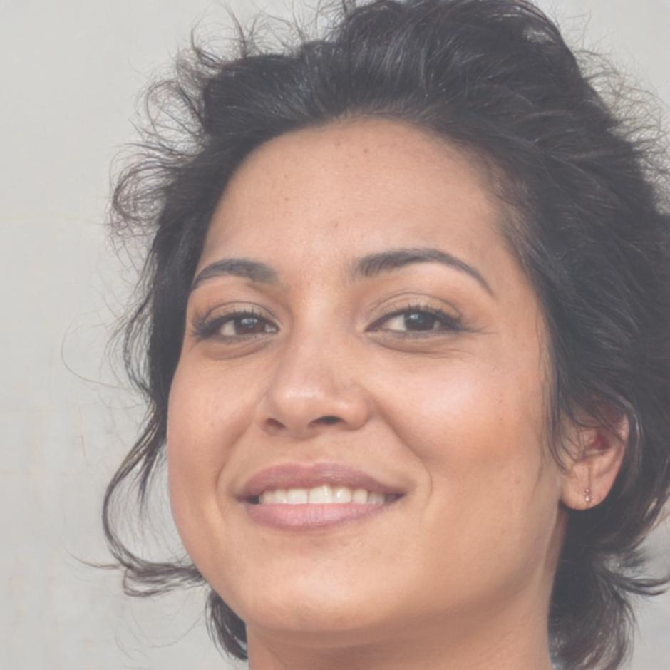 Elena Thorne, Chief Technology Officer